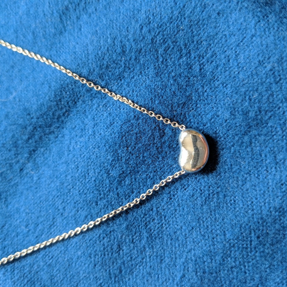 Mini Tiffany Bean Necklace!!